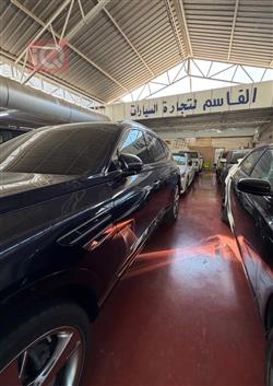 جنسس G80